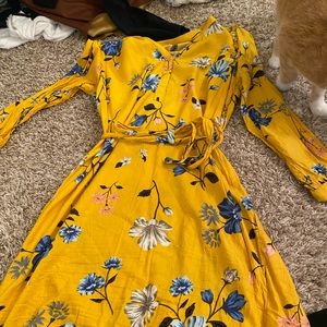 Old Navy belted dress